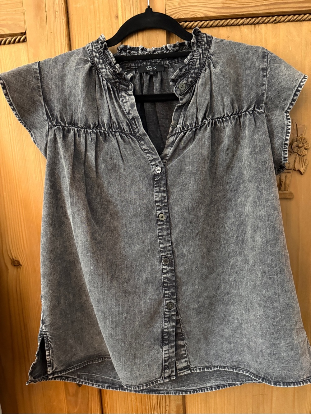 Rails Ruthie Gray Ruffle-Trim Button denim Shirt